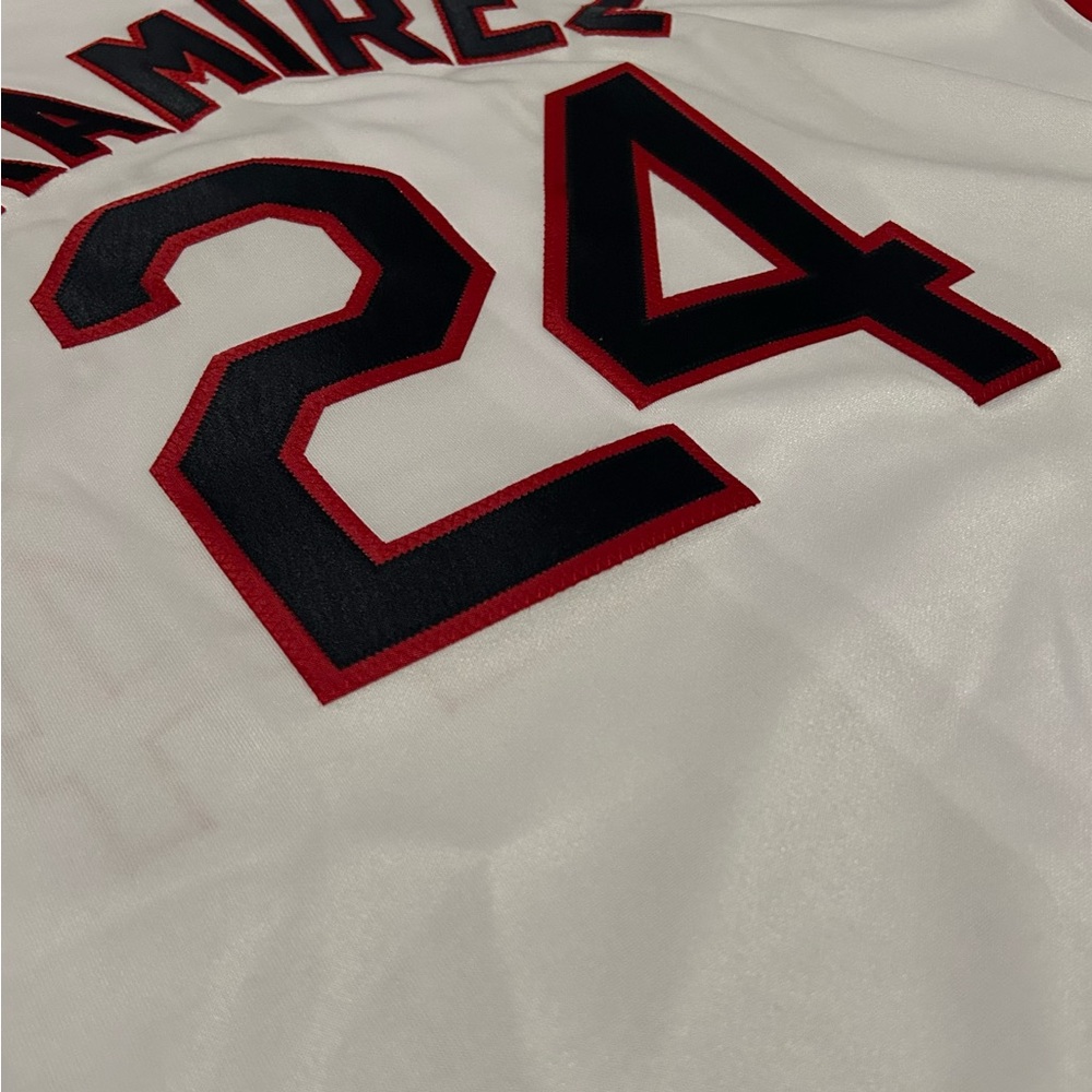 Majestic Authentic Cleveland Indians Manny Ramirez Throwback Jersey Men’s Sz: XL - Picture 8 of 8
